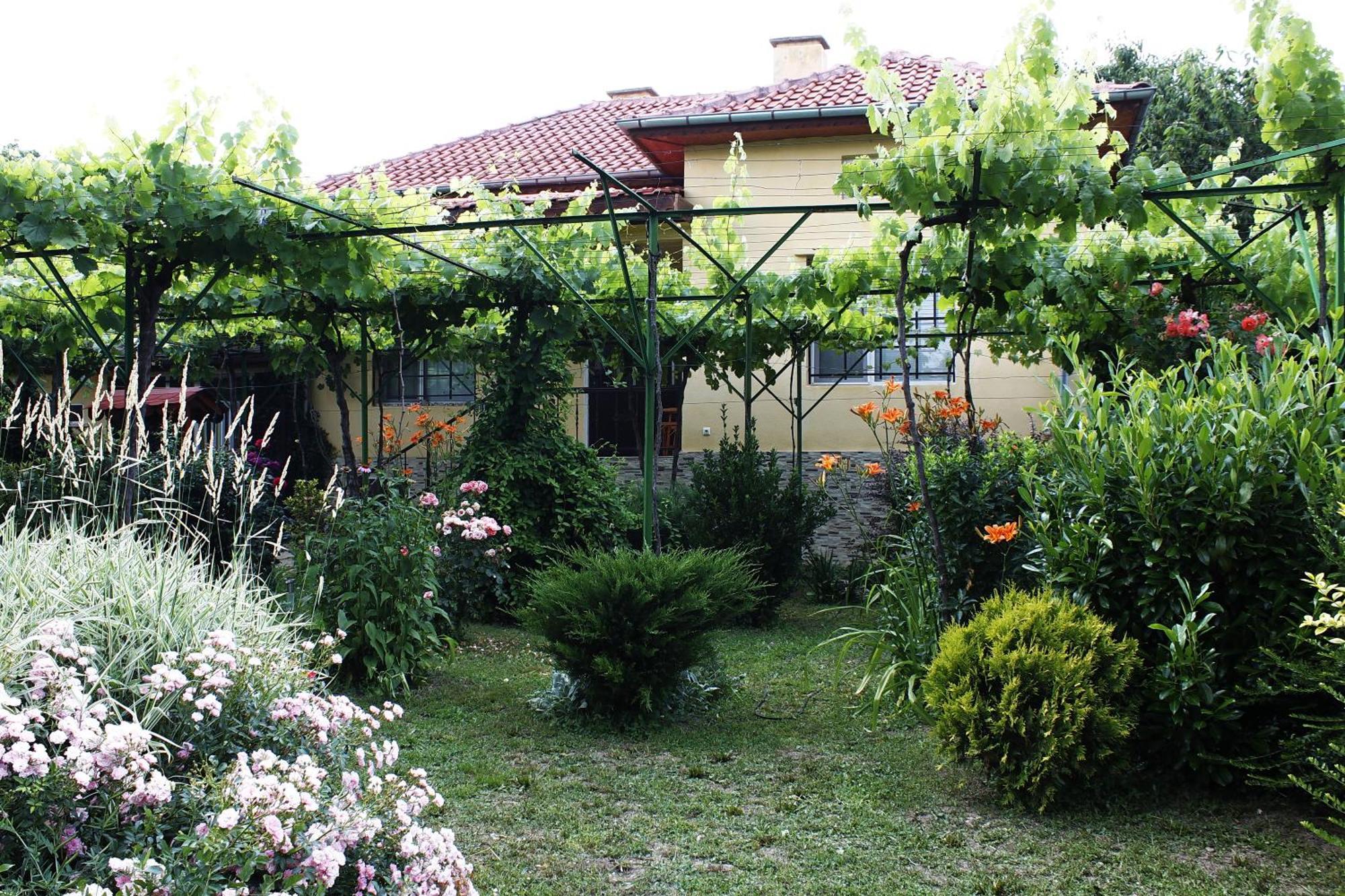 Guesthouse Planinsko Gnezdo Tuzha Exterior photo