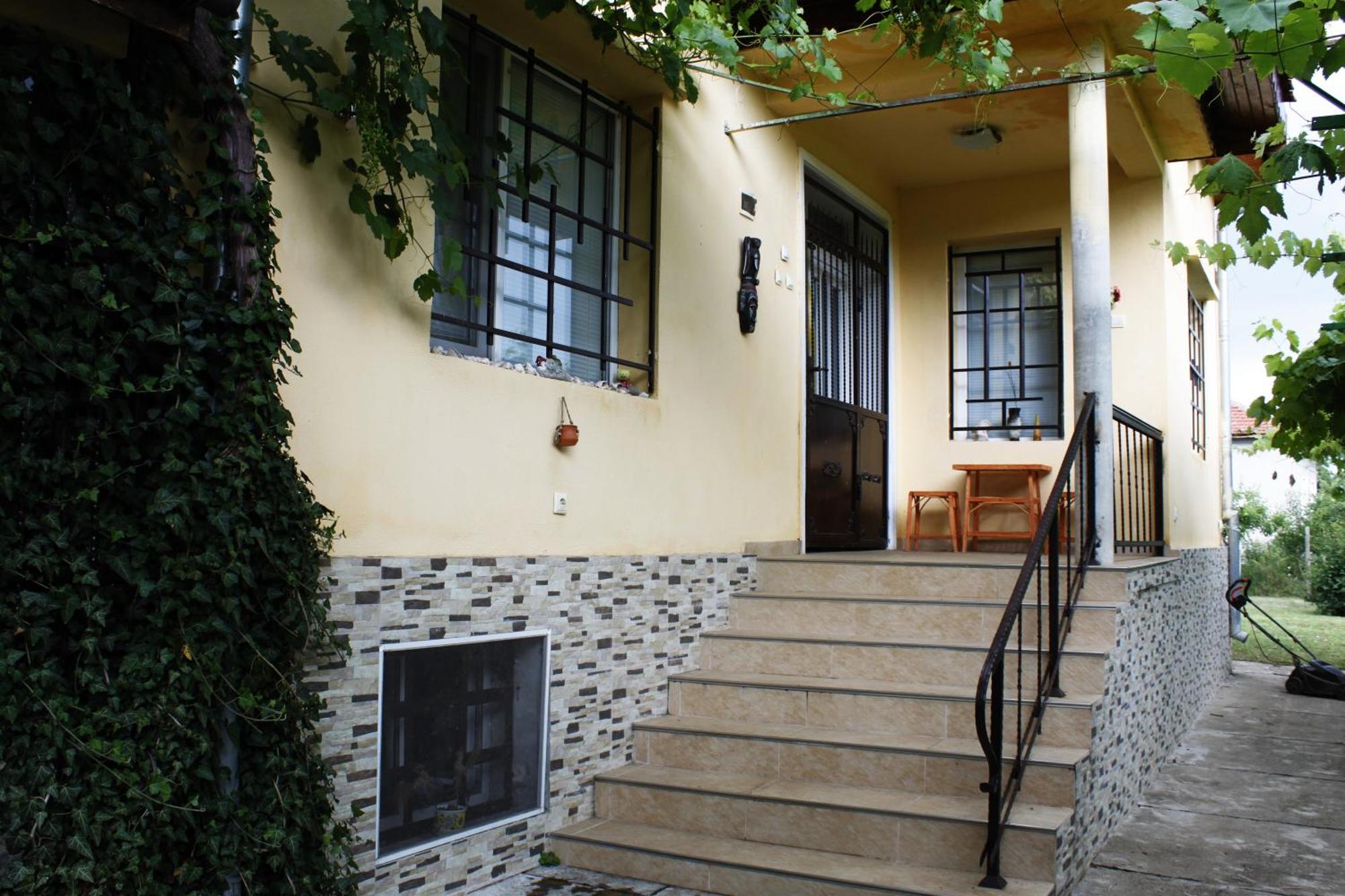 Guesthouse Planinsko Gnezdo Tuzha Exterior photo
